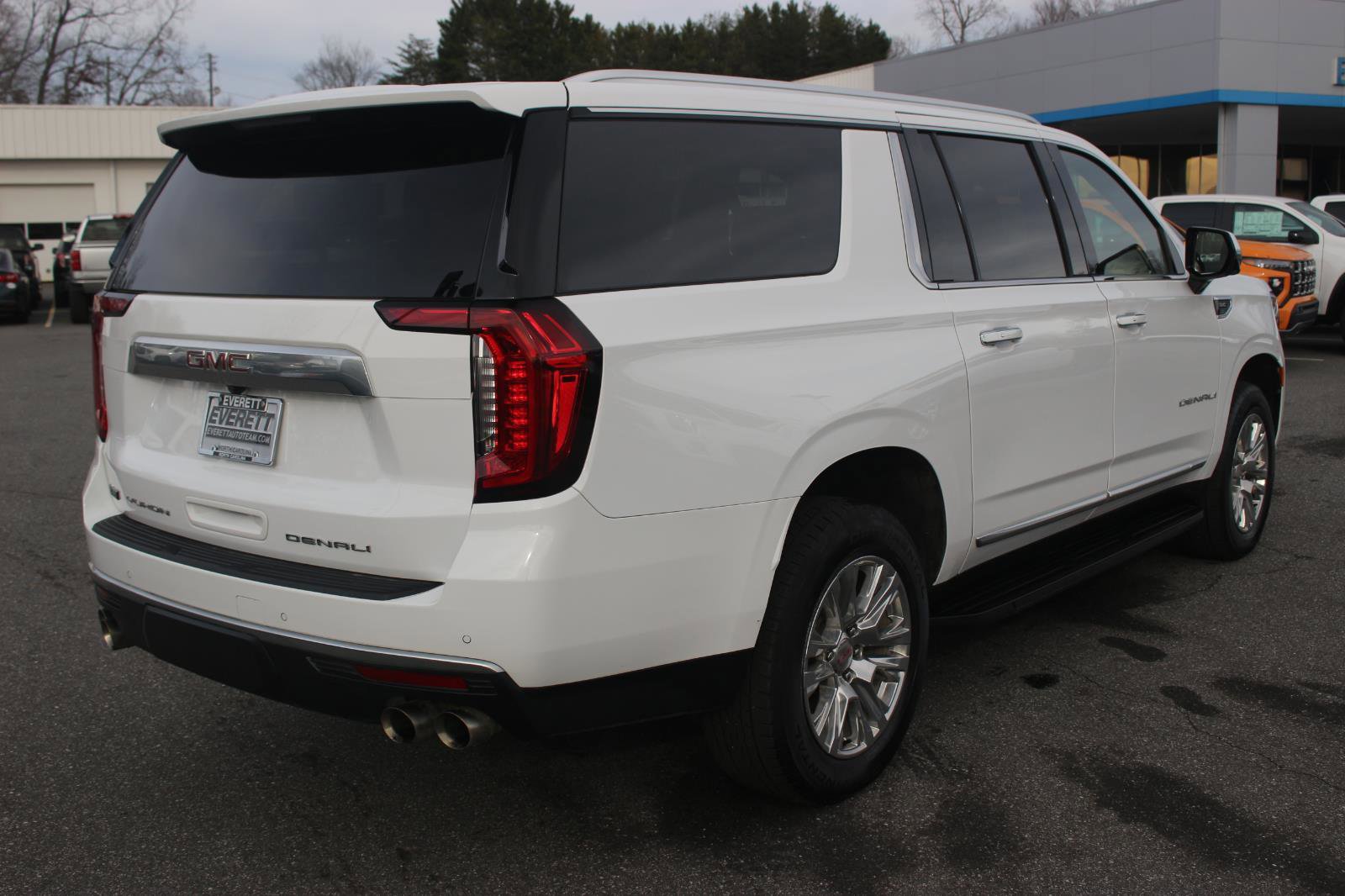 Used 2024 GMC Yukon XL Denali w/ Max Trailering Package image 7