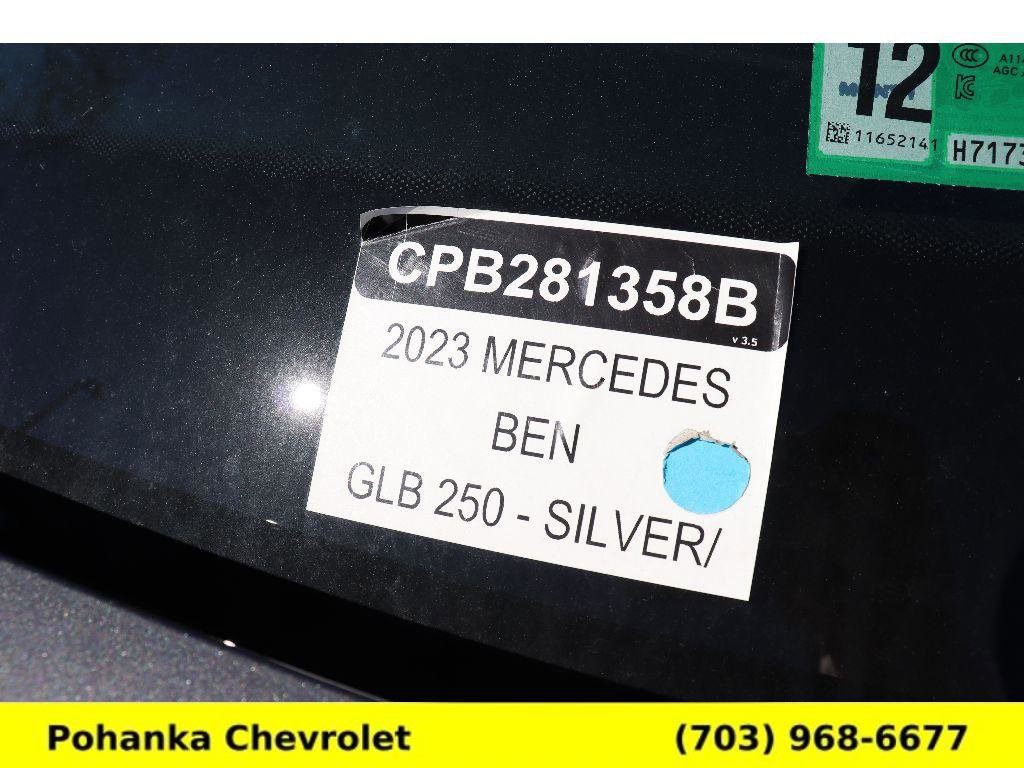 Used 2023 Mercedes-Benz GLB 250 4MATIC image 35