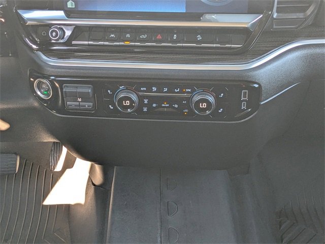 Used 2025 Chevrolet Silverado 1500 LT image 19
