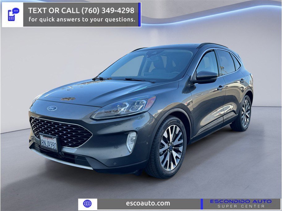 Used 2020 Ford Escape Titanium image 1