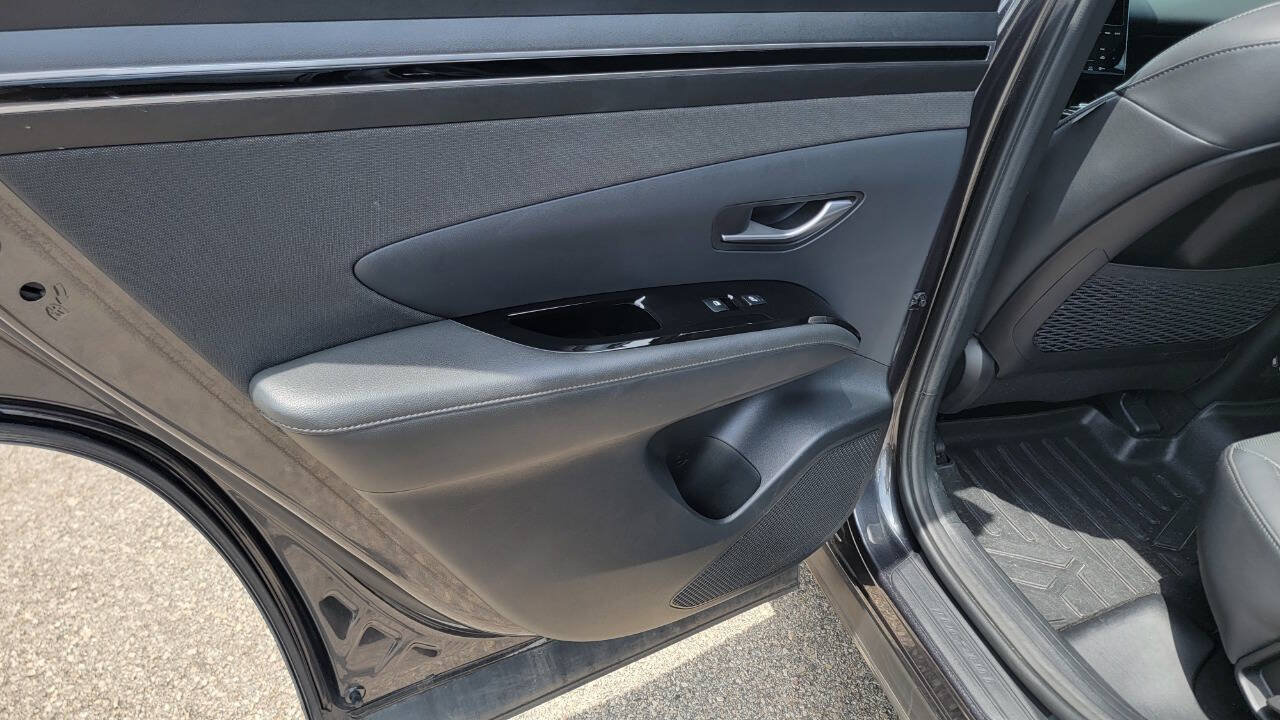 Used 2022 Hyundai Tucson Limited w/ Cargo Package FWD image 26
