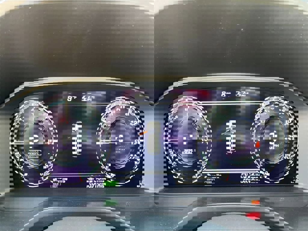 New 2025 Mitsubishi Outlander SEL image 14