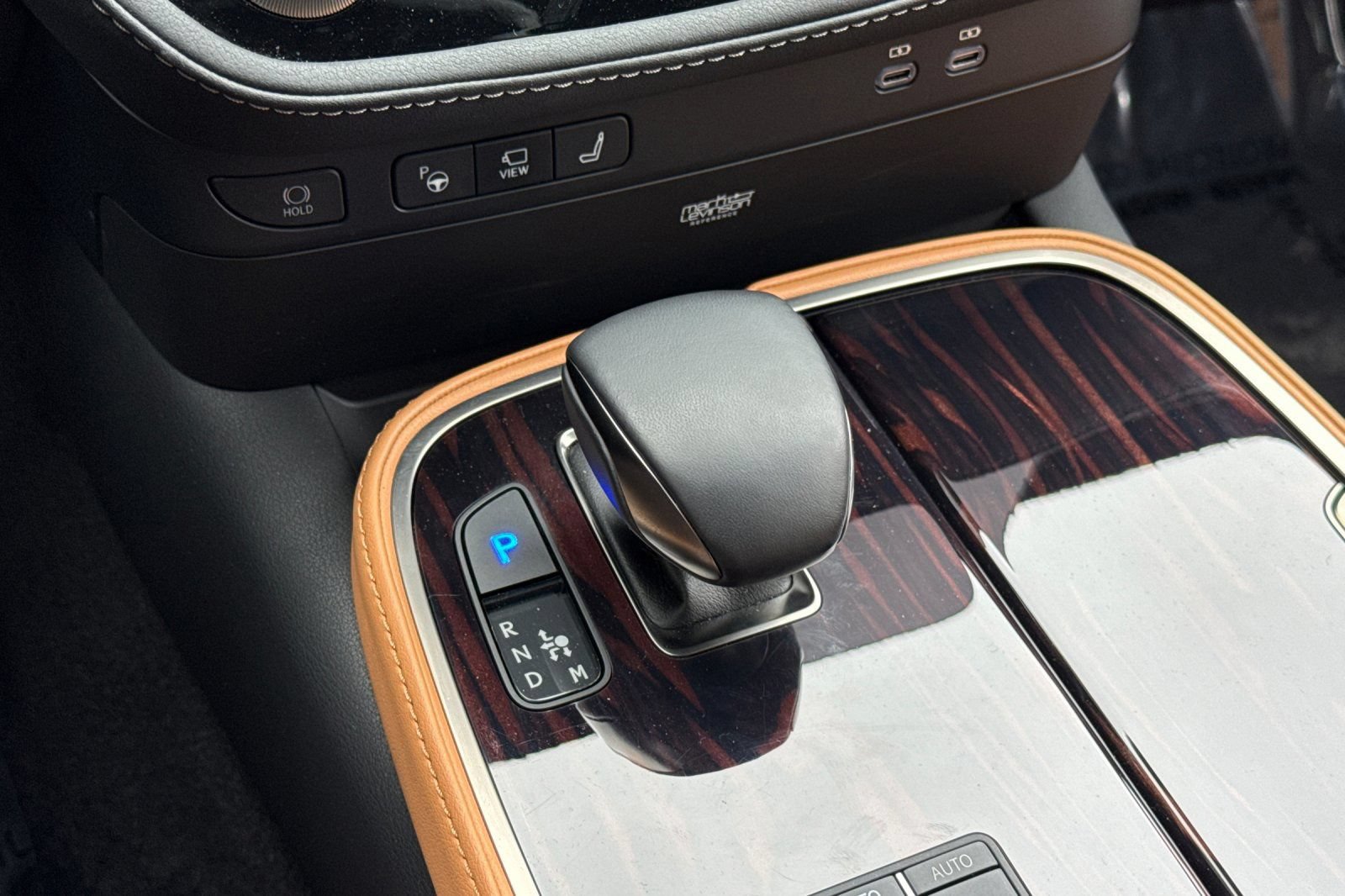 Certified 2023 Lexus LS 500h AWD w/ Luxury Package image 24