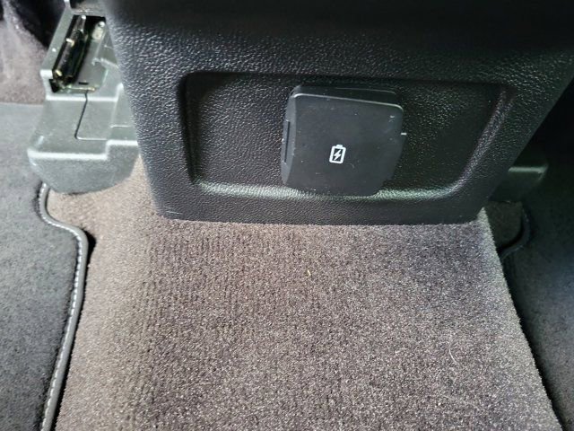 Certified 2022 Lincoln Corsair FWD image 17