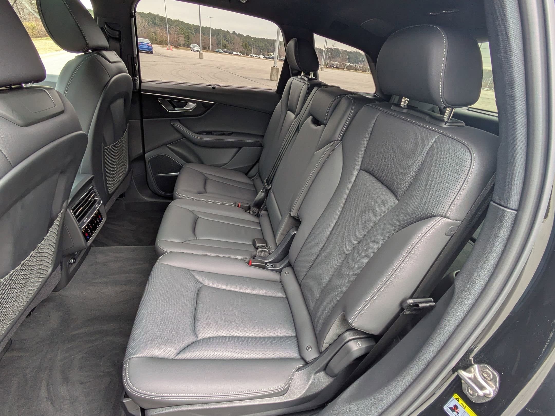 Used 2025 Audi Q7 3.0T Premium Plus AWD/4WD image 27