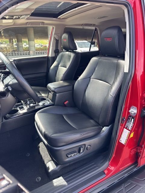 Certified 2020 Toyota 4Runner TRD Off-Road Premium w/ Moonroof Package image 17