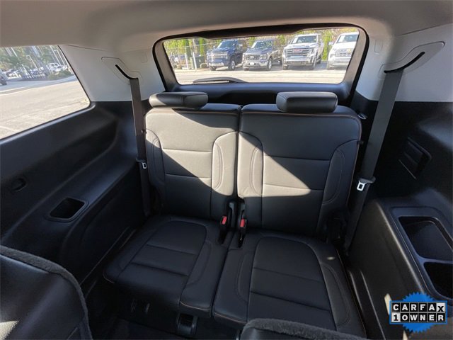 Used 2023 GMC Acadia AT4 w/ Technology Package image 19