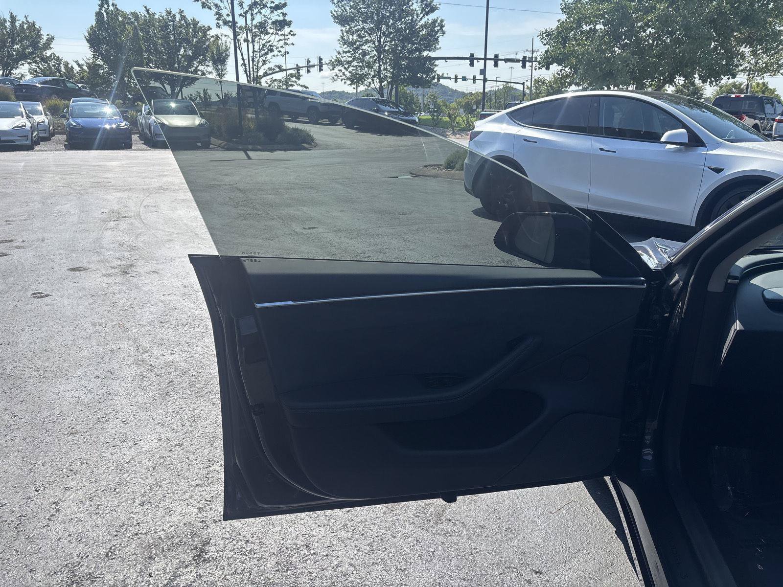 Used 2024 Tesla Model 3 Performance AWD/4WD image 25