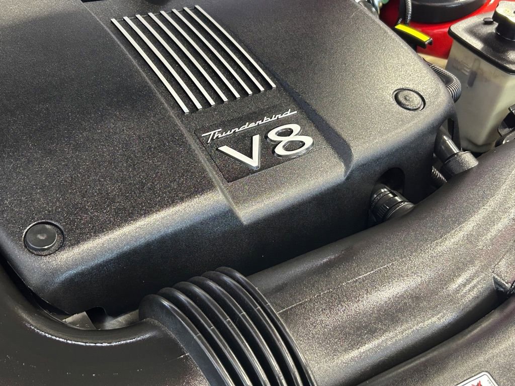 Used 2002 Ford Thunderbird image 17