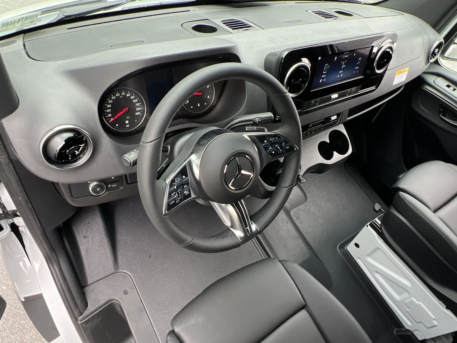 New 2026 Mercedes-Benz Sprinter 2500 image 28