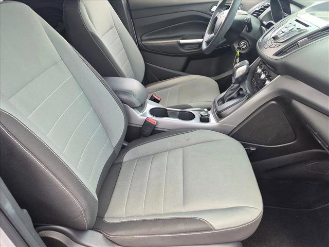Used 2016 Ford Escape SE FWD image 19