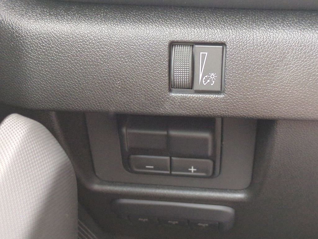 New 2025 Chevrolet Colorado Trail Boss w/ Off-Road Front Bumper Package image 18