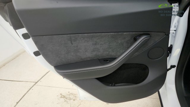 Used 2025 Tesla Model Y Performance AWD/4WD image 44
