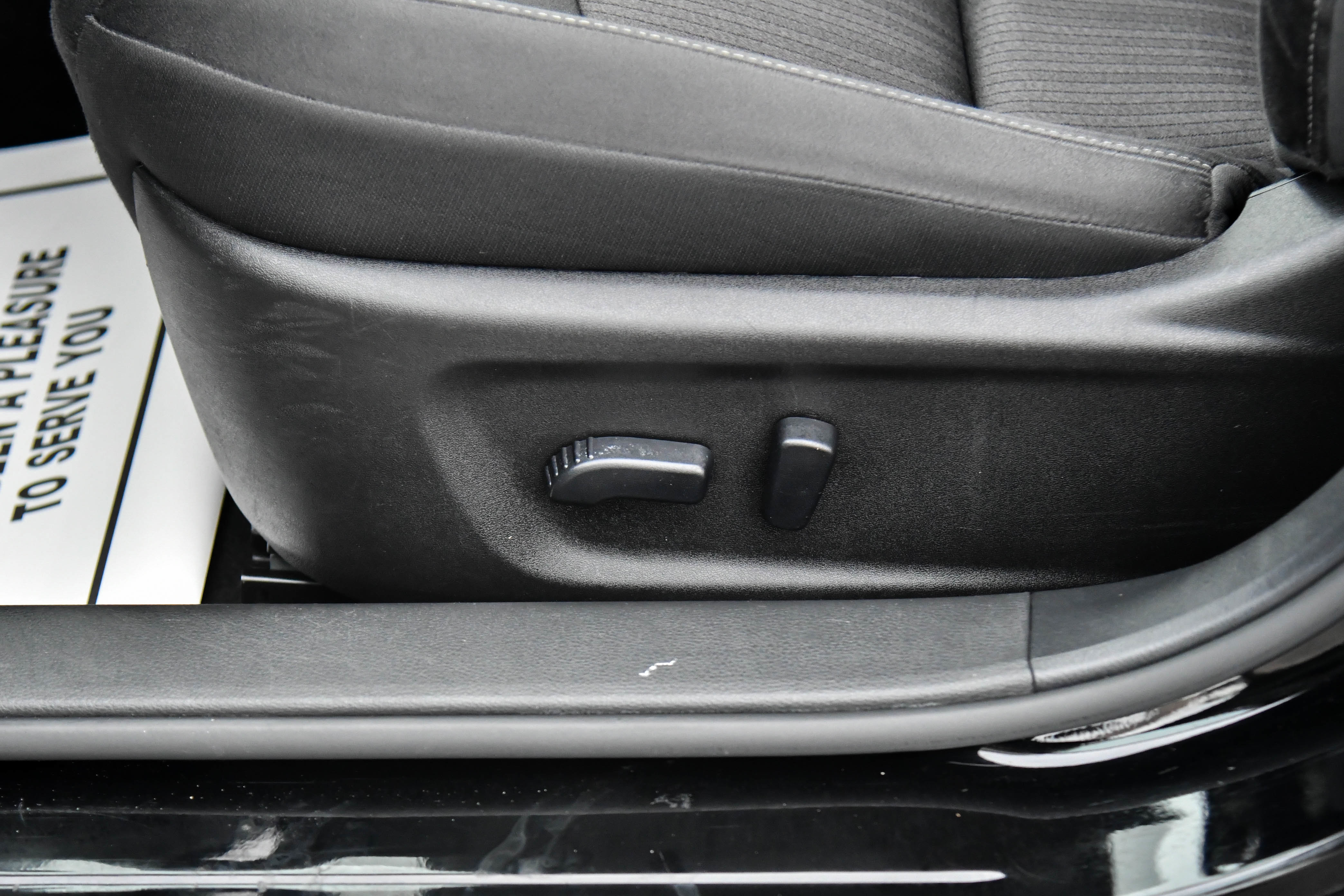 Used 2024 Nissan Altima 2.5 SV image 16