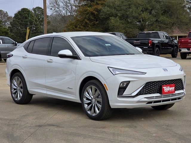 New 2026 Buick Envista Avenir image 2