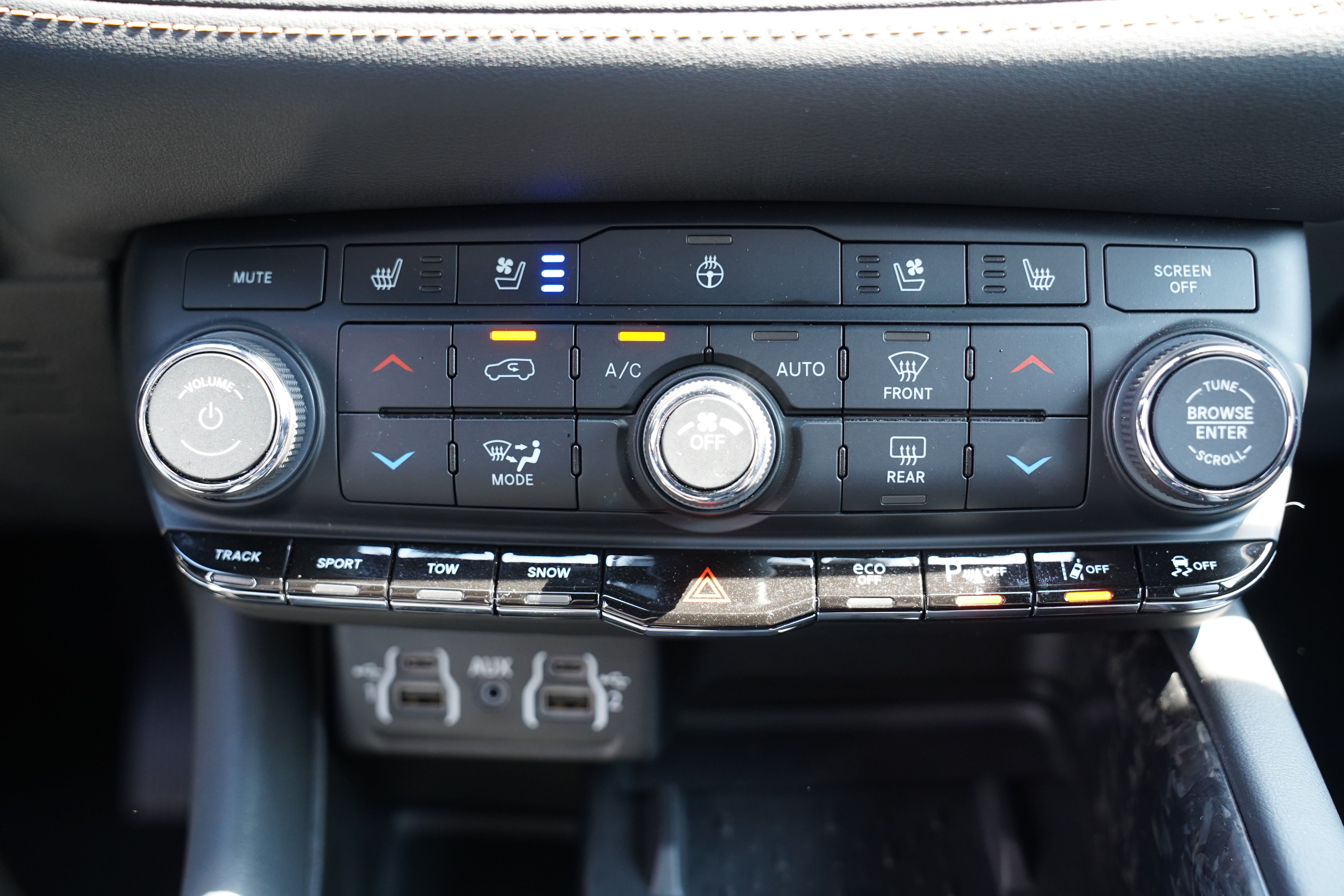 Used 2025 Dodge Durango R/T AWD/4WD image 29