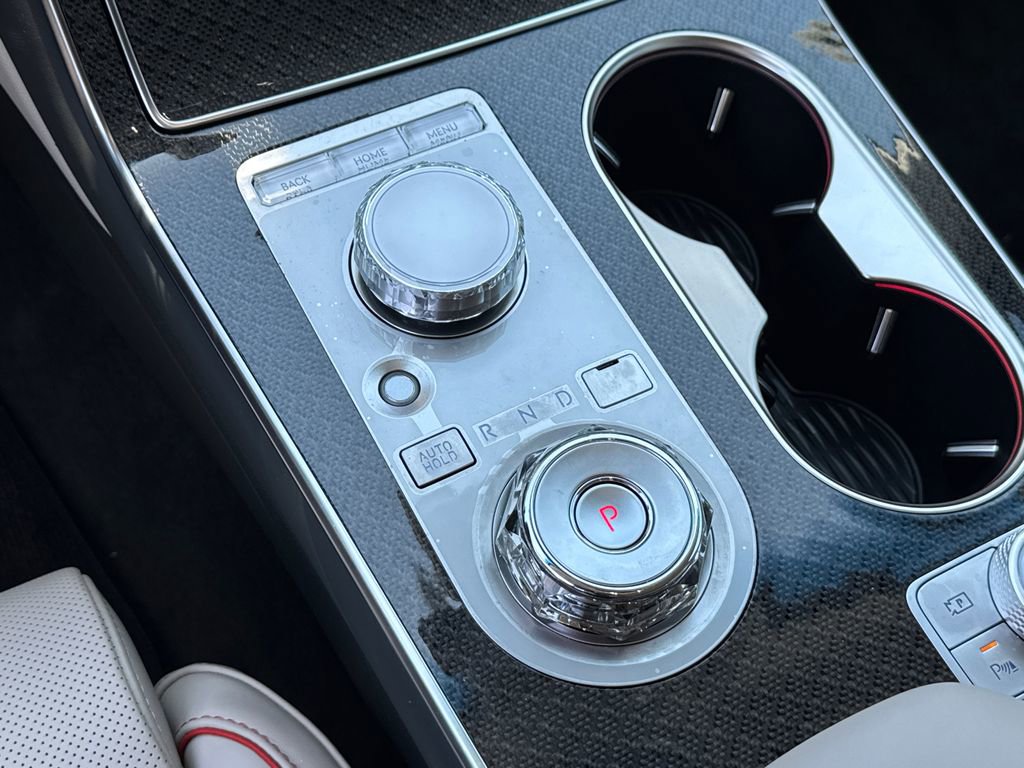 Used 2025 Genesis GV80 3.5T e-SC AWD/4WD image 33