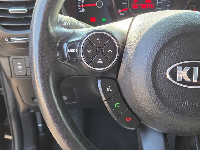 Used 2014 Kia Soul FWD image 19