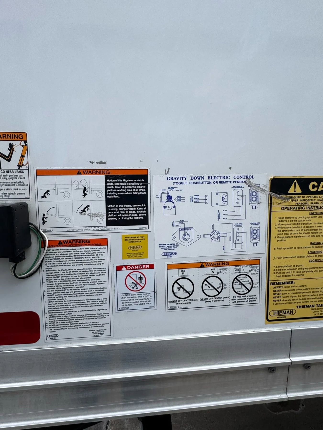 Used 2022 Ford F650 2WD Regular Cab Super Duty image 25