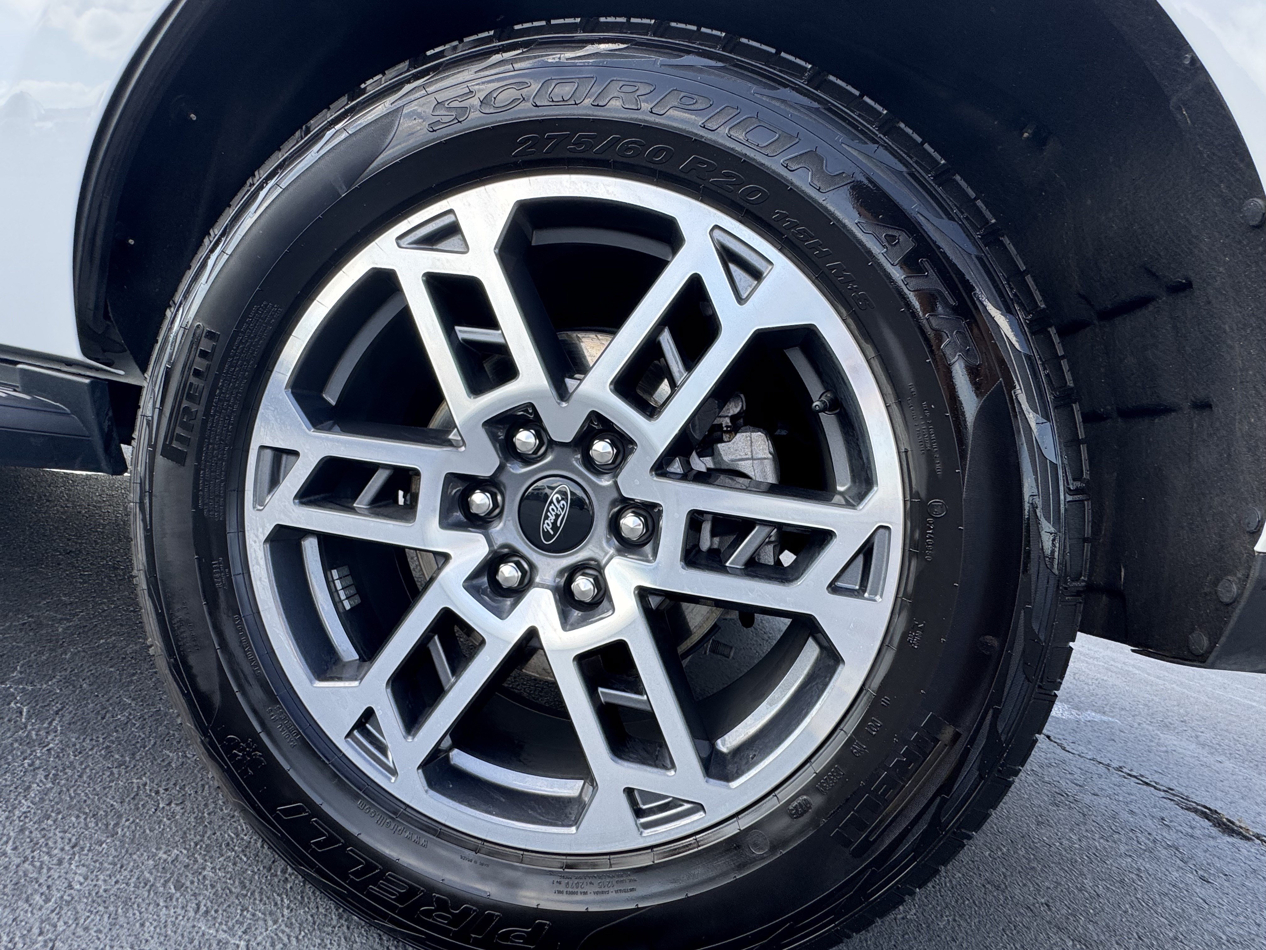 Certified 2025 Ford Expedition Active AWD/4WD image 24