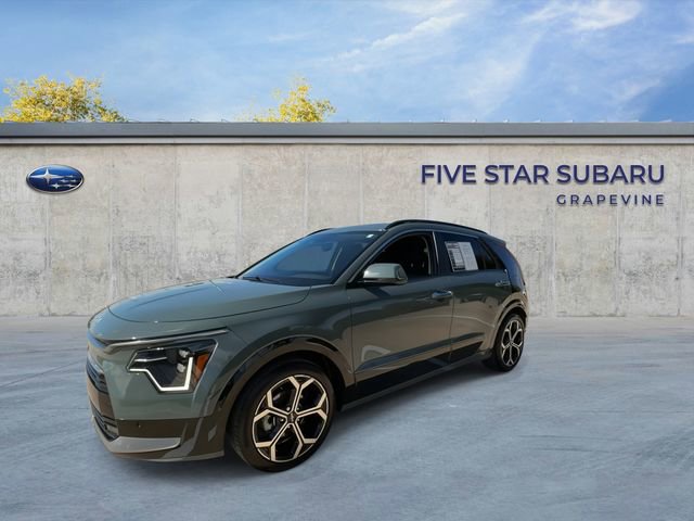 Used 2023 Kia Niro SX Touring image 4