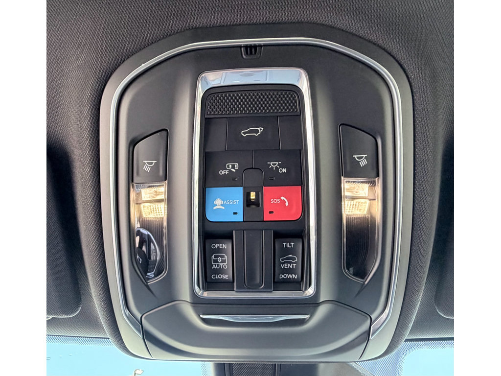 New 2026 Jeep Grand Cherokee Laredo X RWD image 17