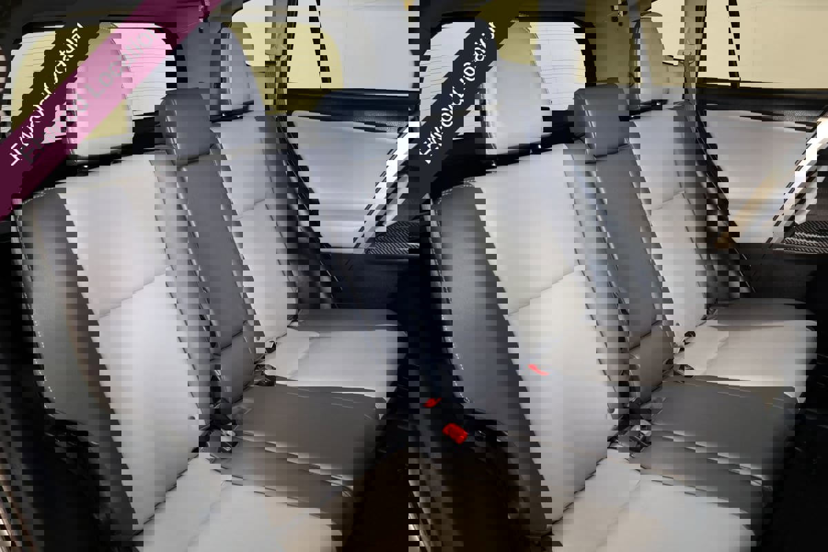 Used 2014 Toyota RAV4 Limited image 43