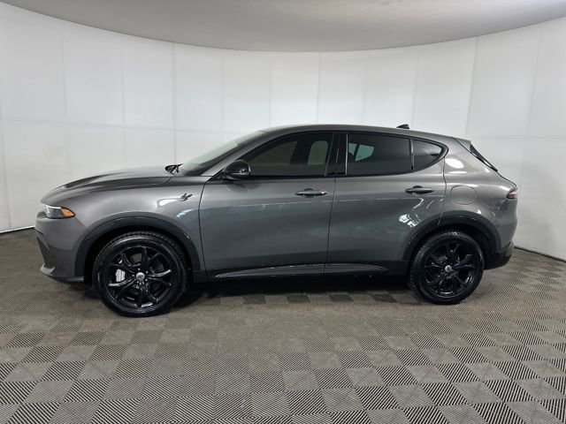 Used 2024 Dodge Hornet R/T w/ R/T Blacktop Package image 6