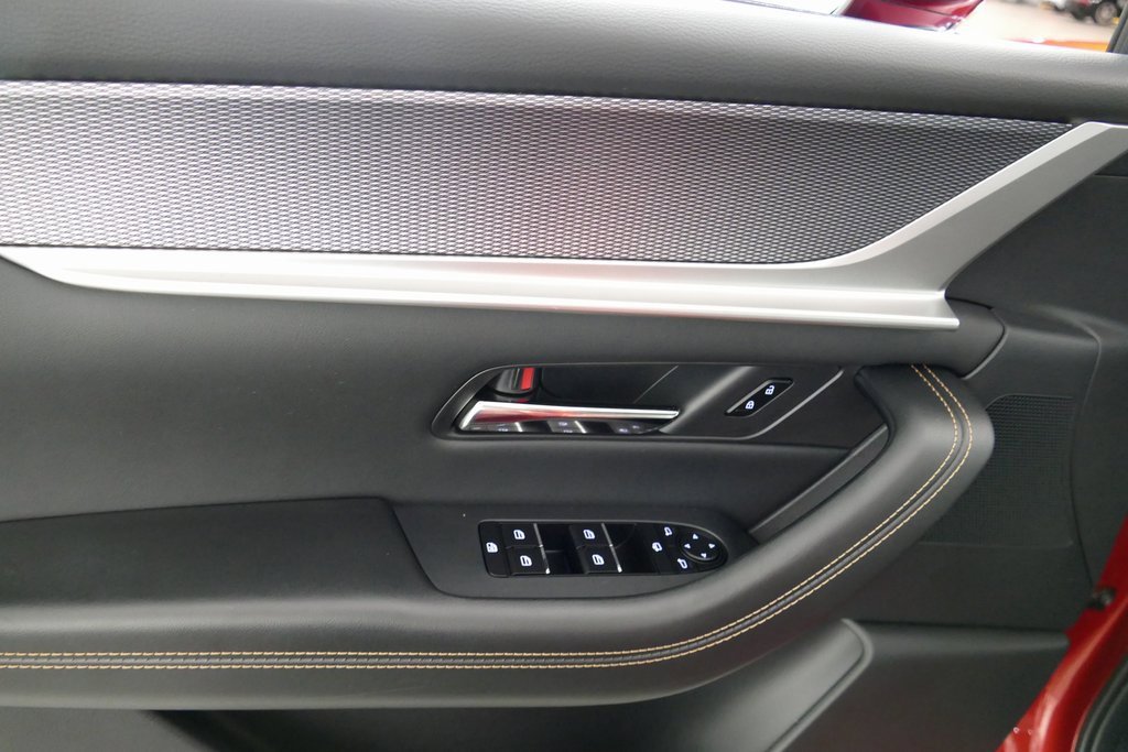 Used 2025 MAZDA CX-70 3.3 Turbo S w/ Premium Package image 12