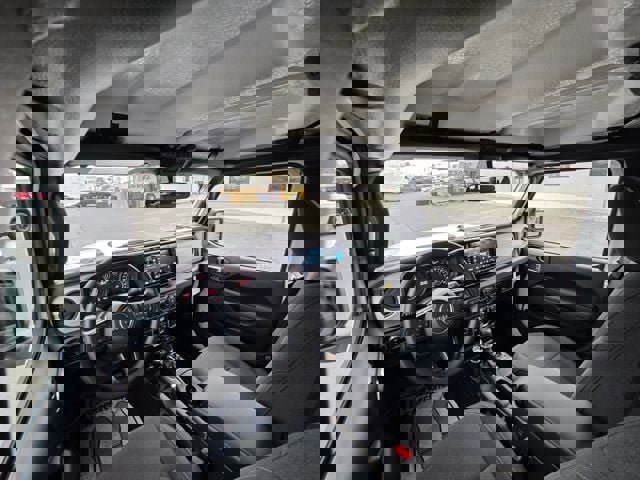 New 2026 Jeep Gladiator Sport image 20