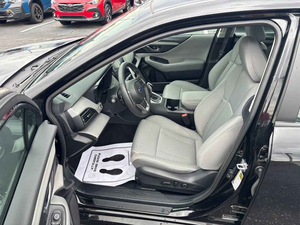 Certified 2025 Subaru Legacy Premium AWD/4WD image 9