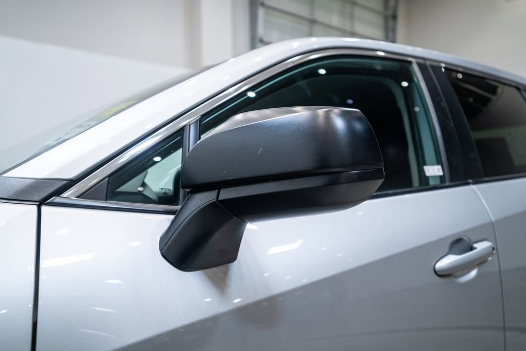 Used 2024 Toyota RAV4 LE image 12