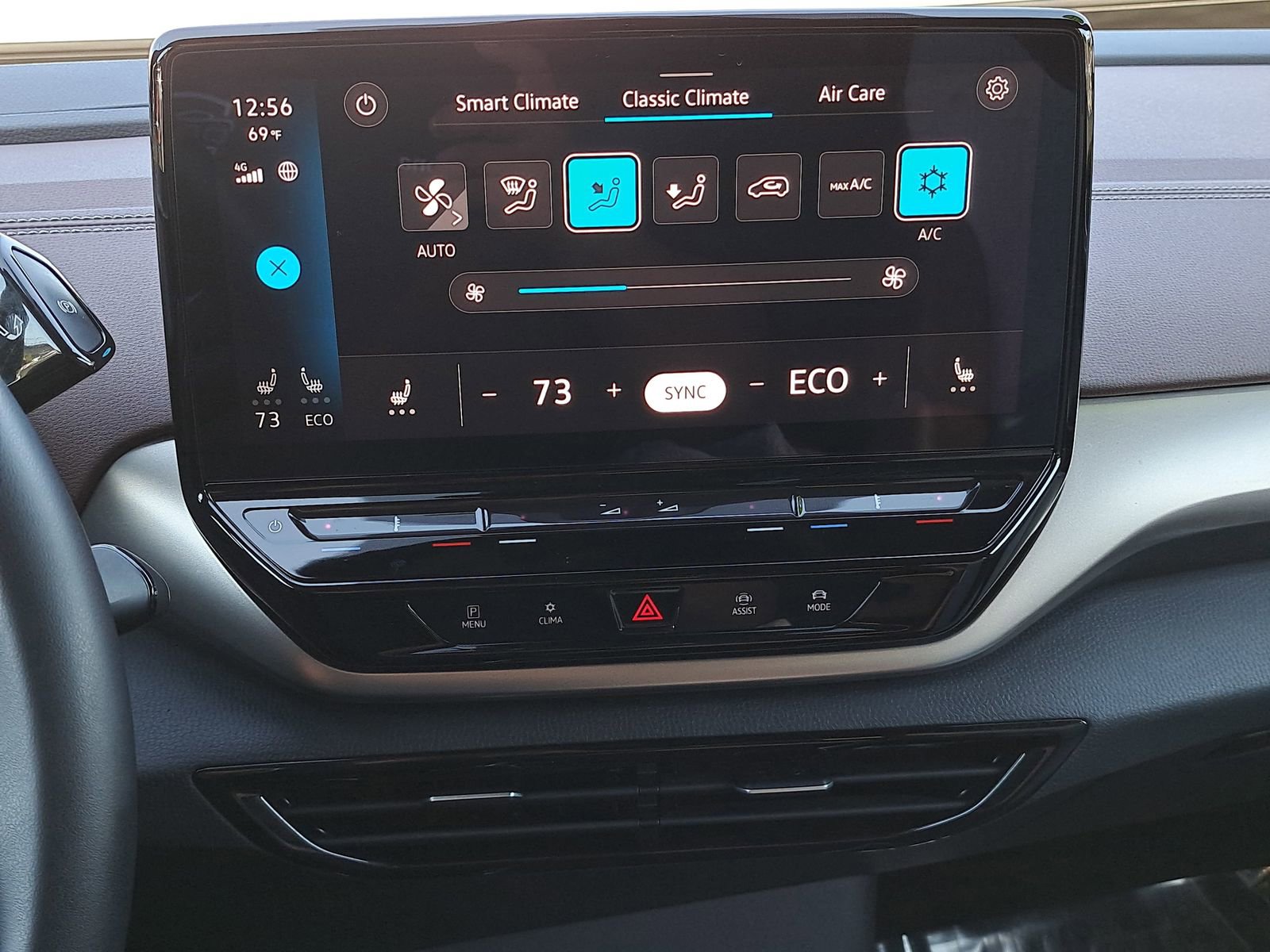 Certified 2023 Volkswagen ID.4 2WD image 23