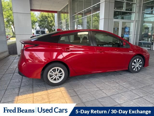 Used 2021 Toyota Prius LE w/ Carpet Mat Package (TMS) AWD/4WD image 7