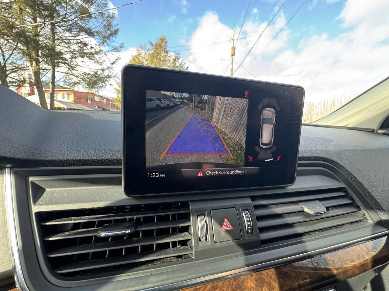 Used 2020 Audi Q5 2.0T Premium w/ Convenience Package image 31