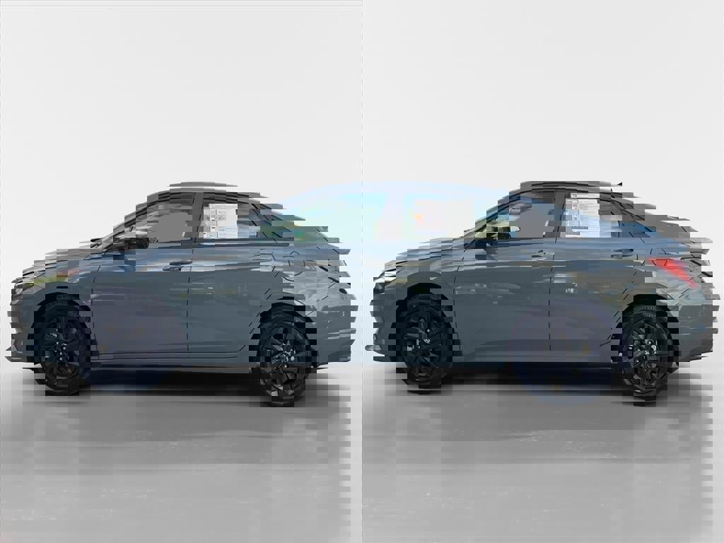 Used 2021 Hyundai Elantra SEL w/ Convenience Package image 6