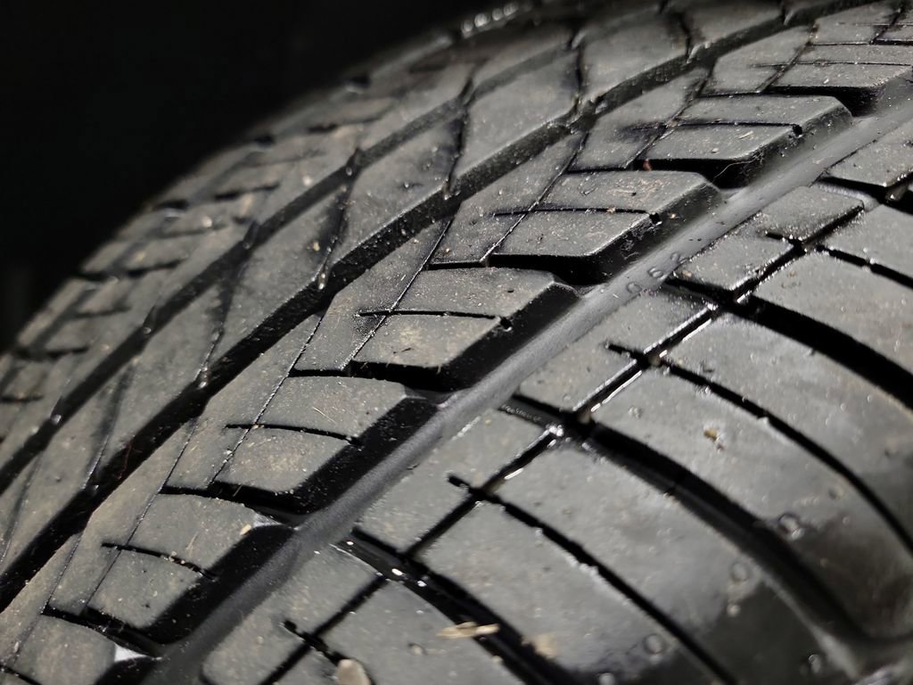 Used 2015 Toyota Camry SE image 11