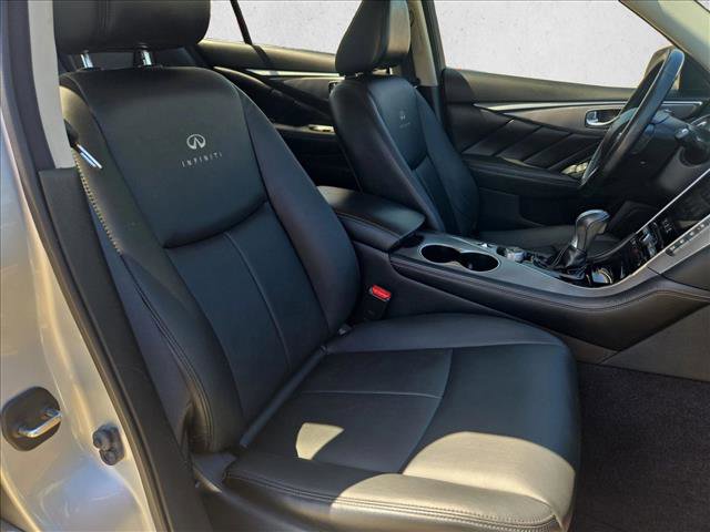 Used 2014 INFINITI Q50 Premium w/ Navigation Package image 18