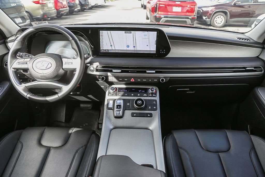 Used 2024 Hyundai Palisade SEL image 11