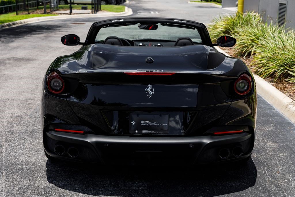 Used 2023 Ferrari Portofino M RWD image 4