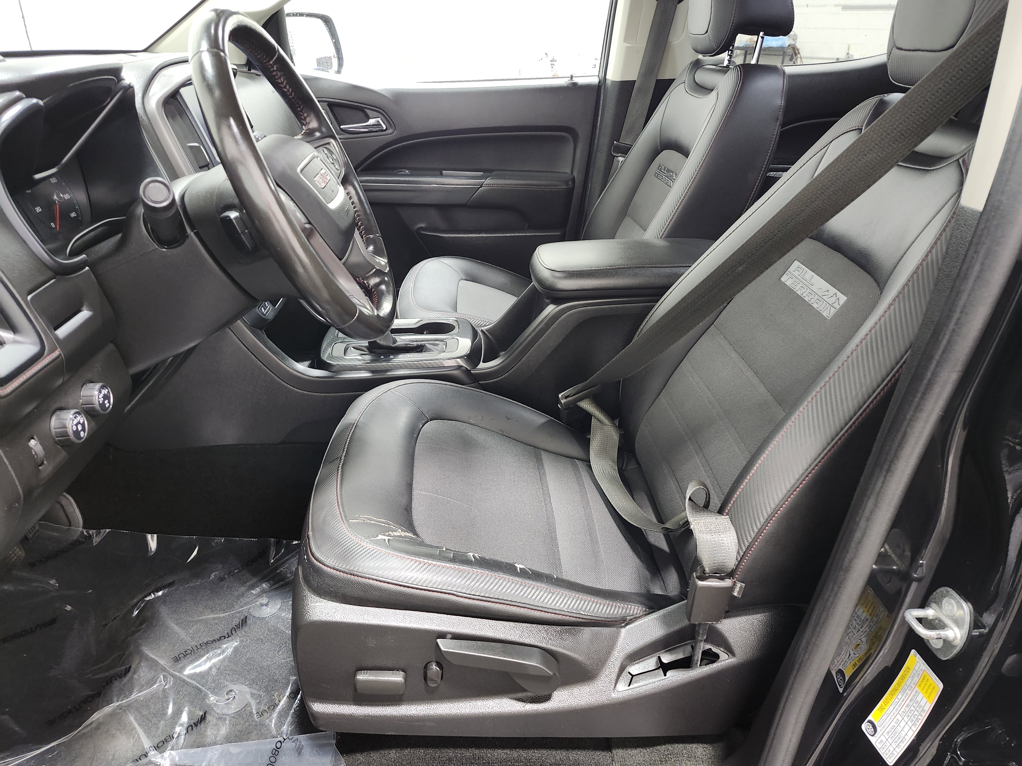 Used 2018 GMC Canyon All Terrain w/ All Terrain X Package image 25