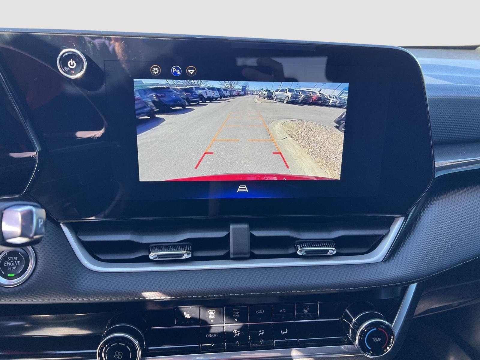 Used 2025 Chevrolet Equinox LT image 34