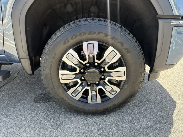 New 2025 GMC Sierra 2500 Denali w/ Denali Reserve Package image 6