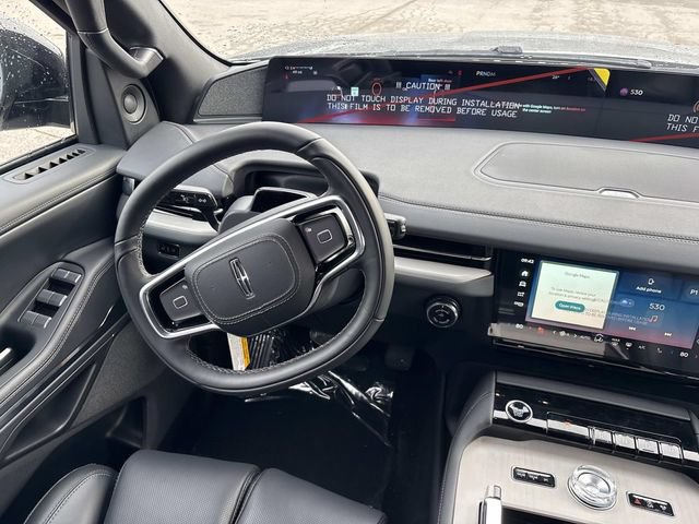 New 2026 Lincoln Navigator Reserve w/ Jet Appearance Package AWD/4WD image 13