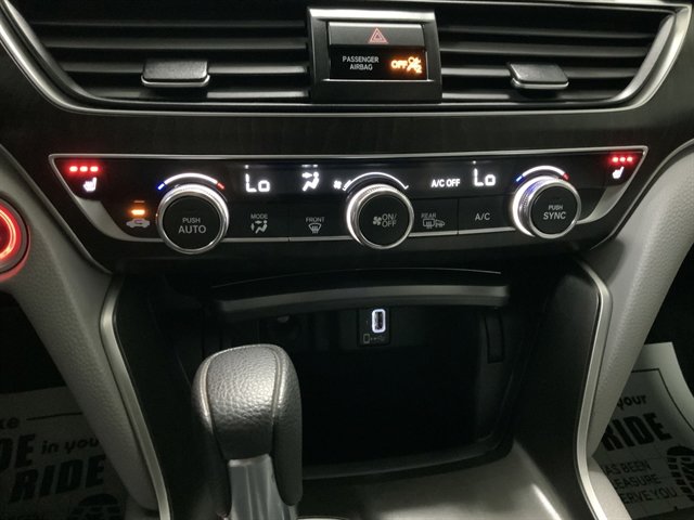 Used 2018 Honda Accord EX image 30