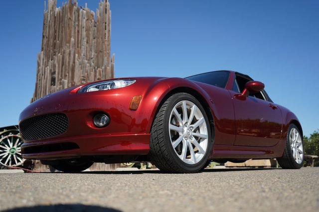 Used 2006 MAZDA MX-5 Miata Sport w/ Appearance Pkg RWD image 47