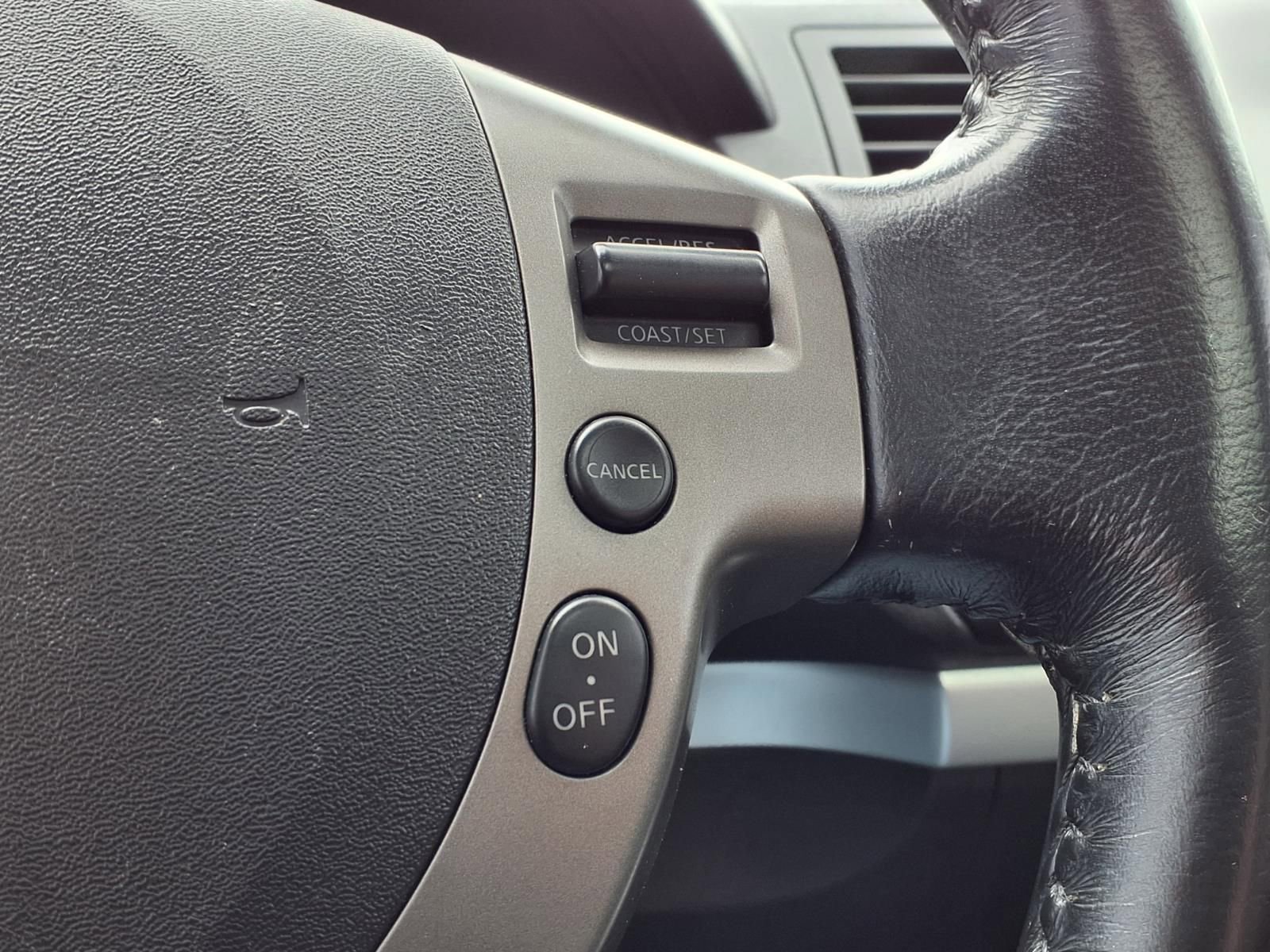 Used 2012 Nissan Sentra 2.0 SR w/ Special Edition Pkg FWD image 25