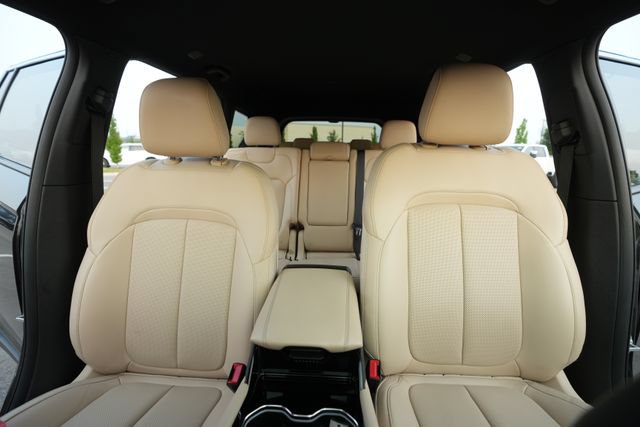 Used 2023 Jeep Grand Cherokee L Limited w/ Luxury Tech Group II RWD image 39