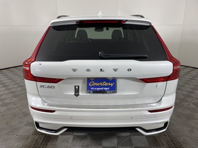 Certified 2024 Volvo XC60 T8 Plus w/ Protection Package Premier image 10