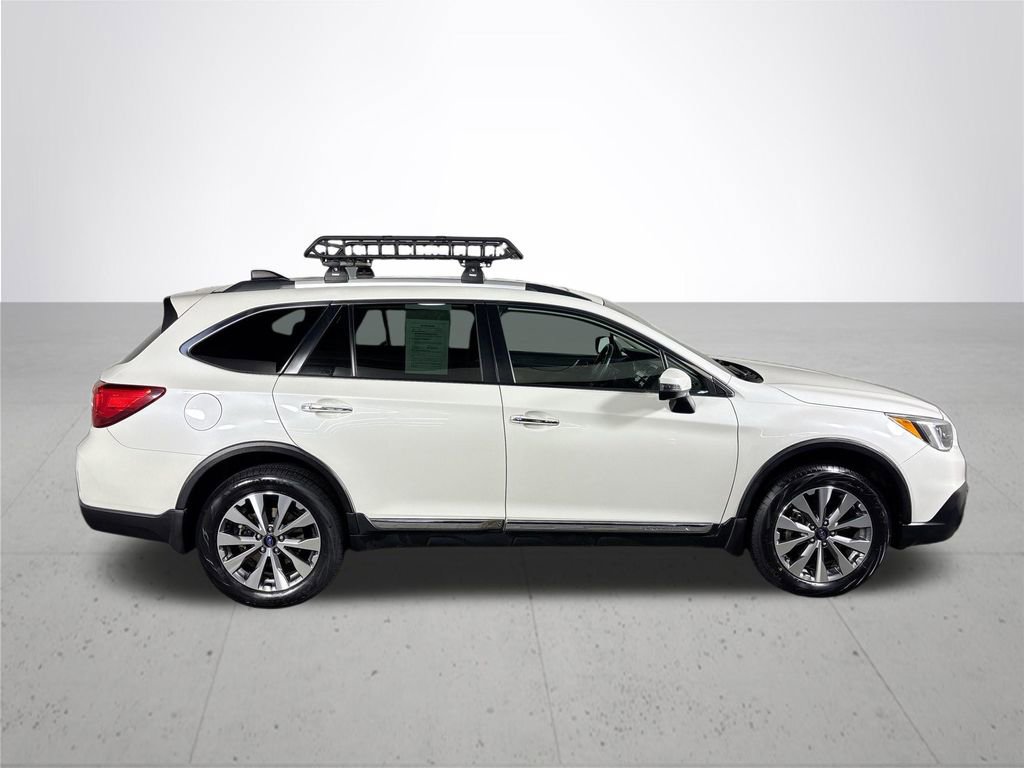 Used 2017 Subaru Outback 2.5i Touring w/ Protection Package #1 AWD/4WD image 5